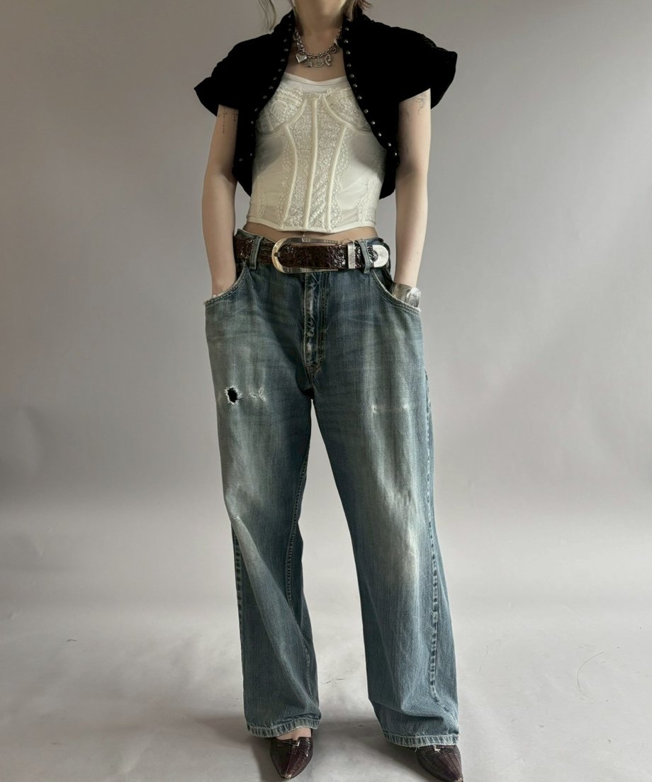 69fbfbb32a10e4005f79b850