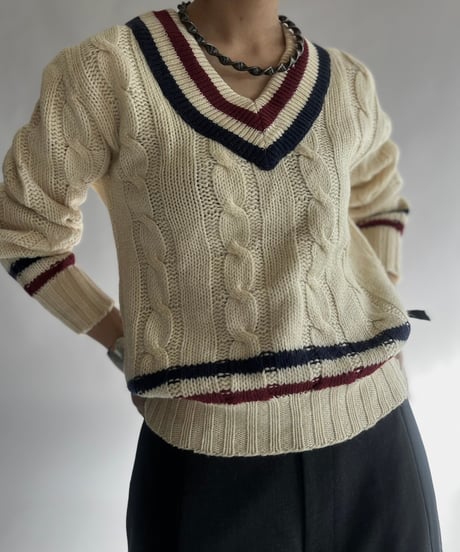 【USED】100% Virgin Wool V Neck Wool Knit Top/241130-025