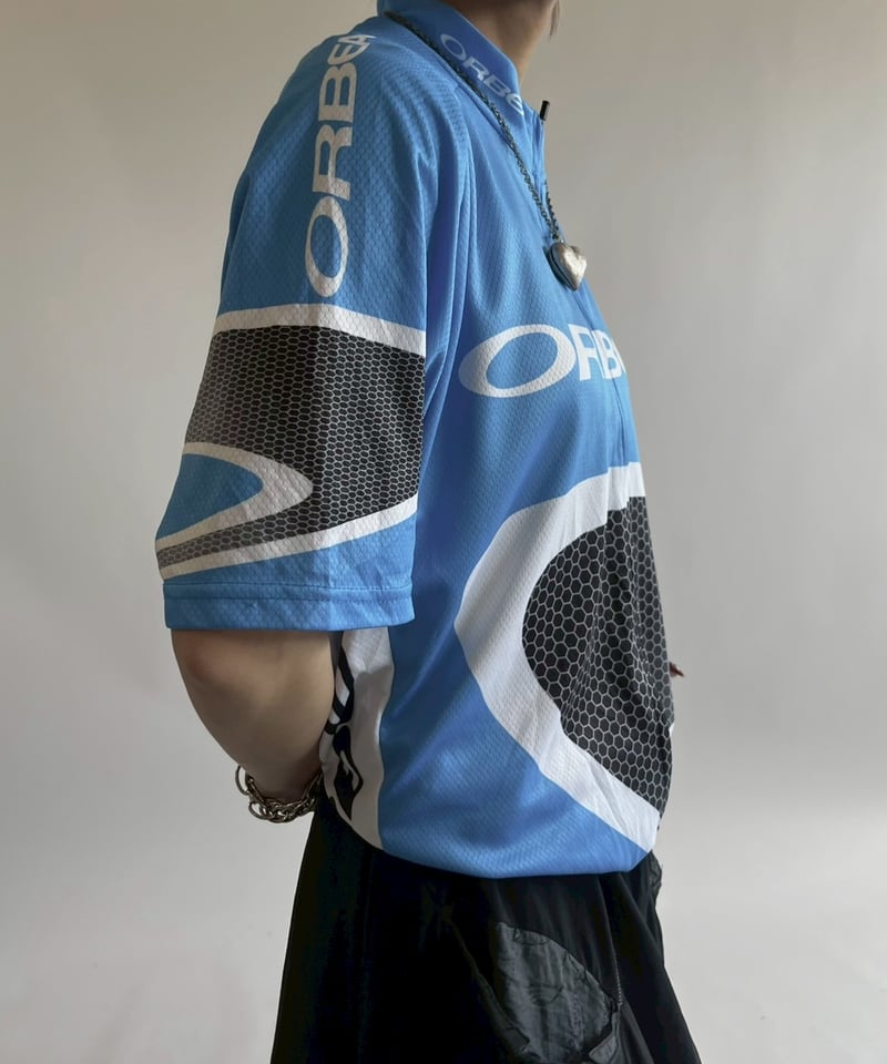 used cycling top chinatsu aoyama