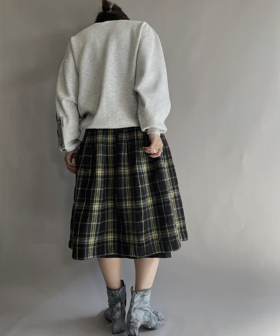 635b5765d7e1d82bc75ba276