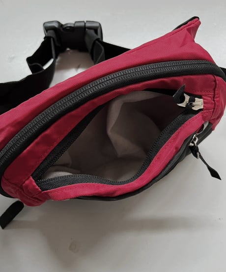 【USED】COLUMBIA  Waist Bag /240323-012