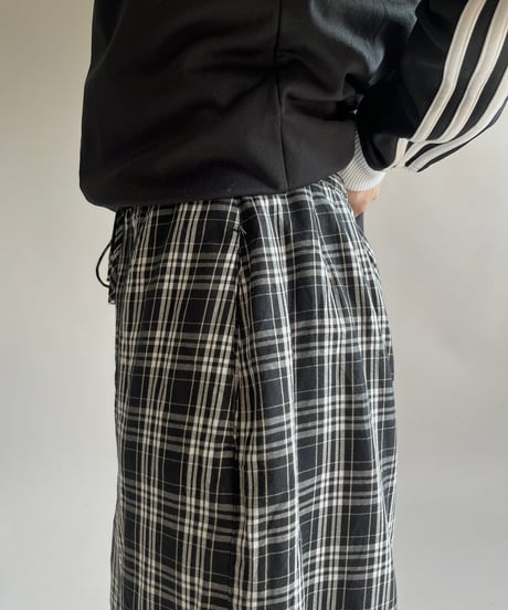 【USED】 LIZ GOLF Check Pattern Shorts /250118-004