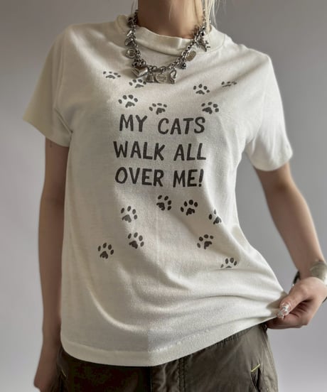 【USED】 RESIZED MADE in USA Hanes MY CATS WALK ALL OVER ME! T-Shirt / 260627-021