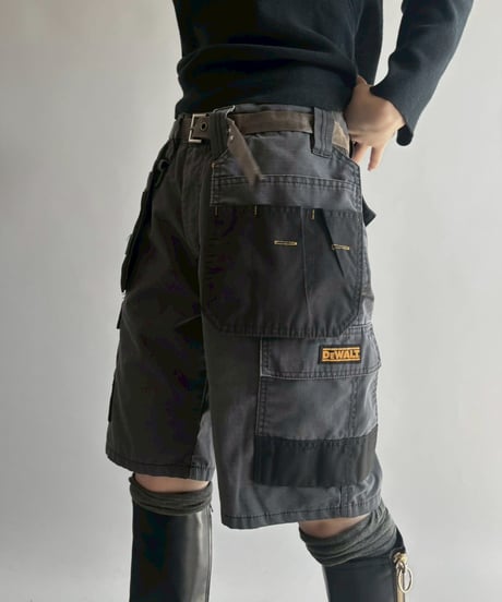 【USED】 DEWALT Multi-Pocket Shorts / 251004-022