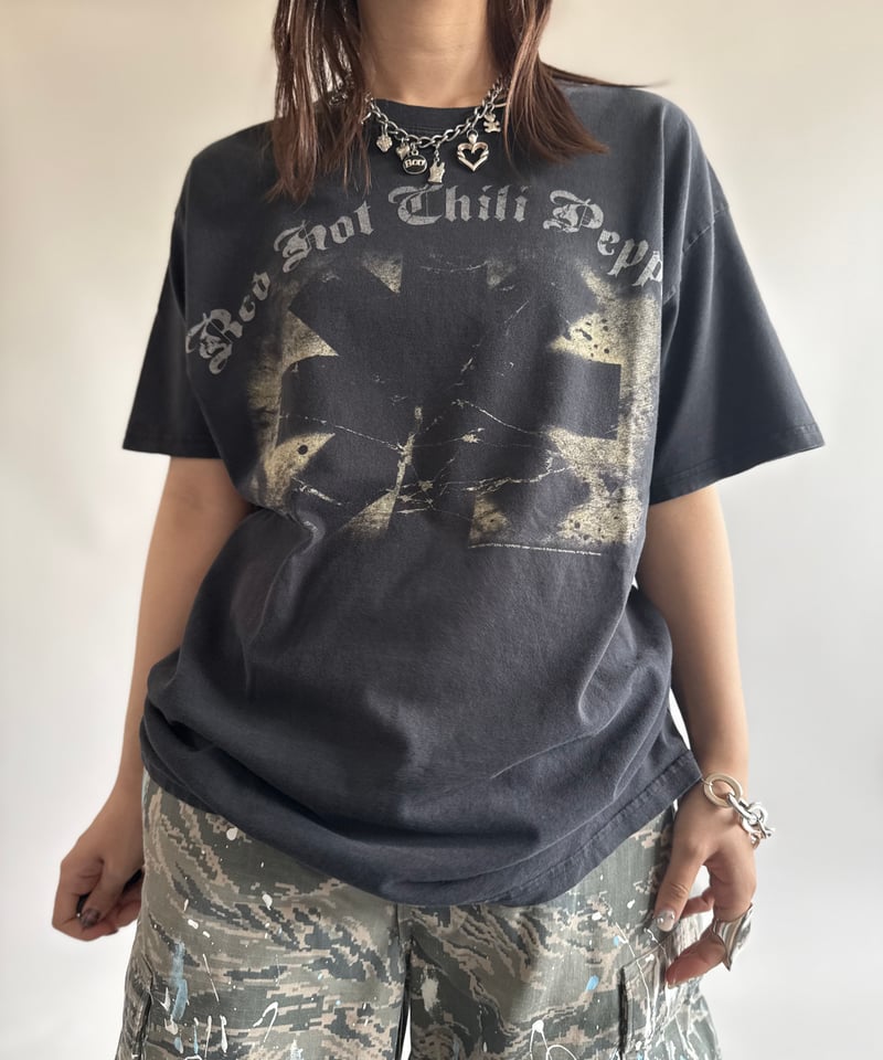 USED】 07's Hanes Red Hot Chili Peppers T-Shirt