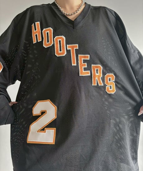 【USED】 HOOTERS Football Shirt / 251213-021