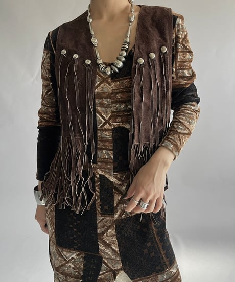 【USED】  Suede Fringe Vest /241214-009