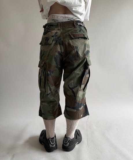 【USED】 Military Camouflage Painted Cut off Shorts  / 250614-018