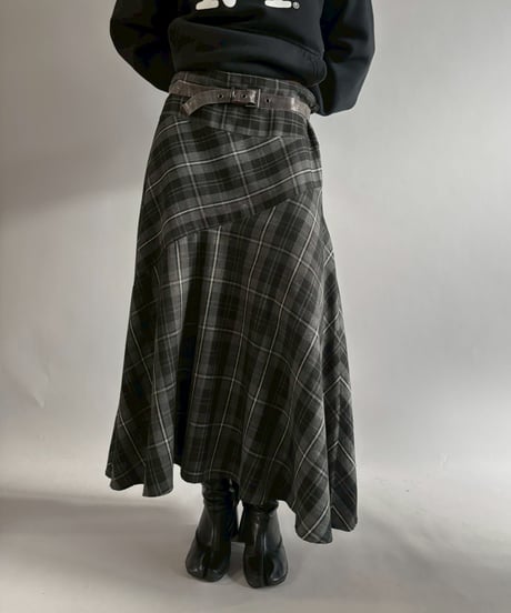 【USED】 Plaid Skirt / 251220-014