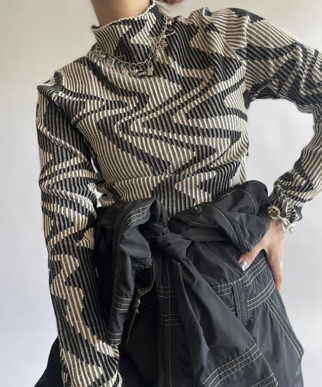 【USED】 Dead Stock The Korner Patterned Knit Top /241006-003