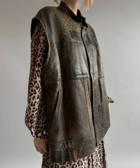 【USED】 Leather vest /251025-001