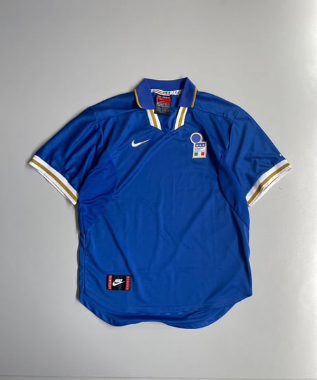 【USED】  Italy National team 1996's Home Game Shirts / 2300515-021