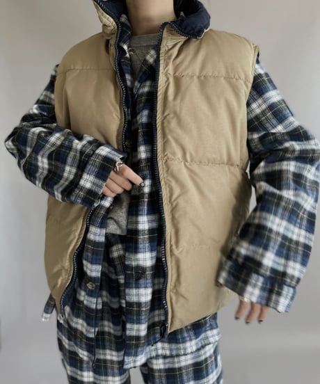 【USED】 Reversible Down Vest Beige ⇄ Navy / 221224-005