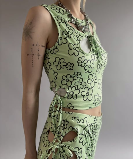 【USED】 PRETTY DAMAGE Flower Pattern Design Set Up /260704-014