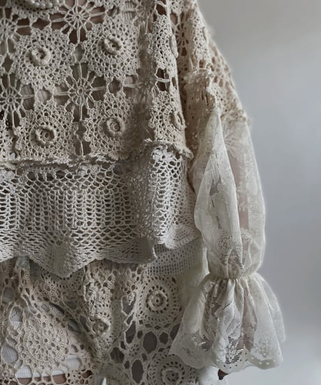 【RE;CIRCLE】 RE Crochet Lace Patchwork Tops / 220427-021