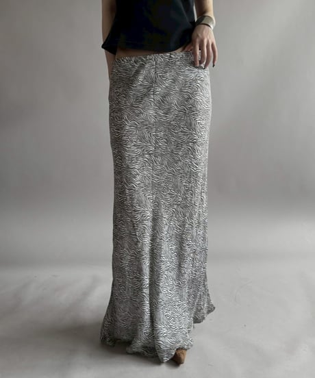 【USED】 Zebra Pattern Long Skirt /260418-036