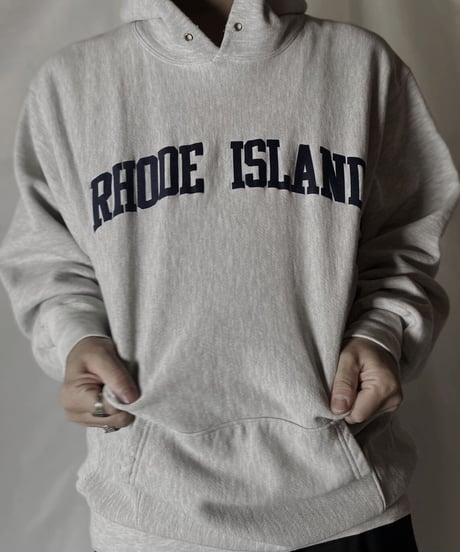【USED】  90's Champion Reverse Weave Sweat RHODE ISLAND/211116-056