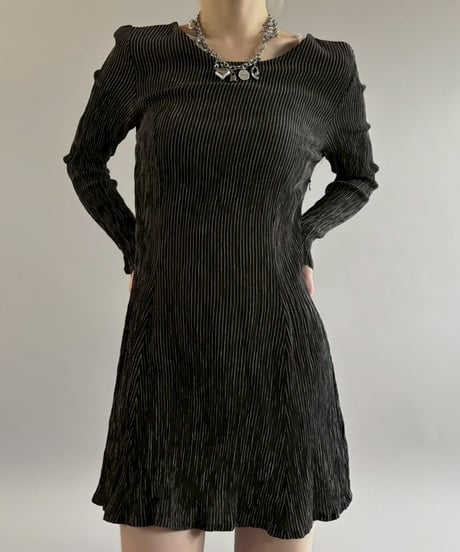 【USED】 Made in ITALY Pleated Design Mini One-Piece /260221-015