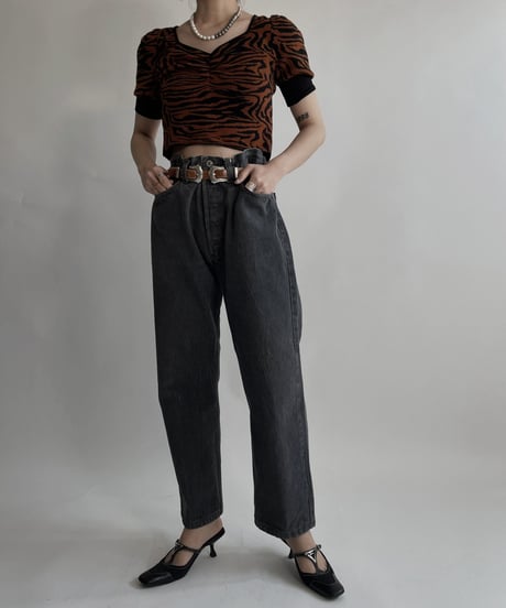 【USED】  URBAN OUTFITTERS S/S Knit Top / 220416-017