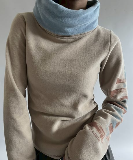【USED】 Cop.Copine Neck Design Fleece Top  /251014-043