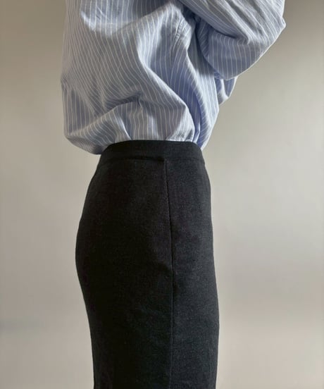【USED】 Front Botton Design Knit Skirt / 260228-019