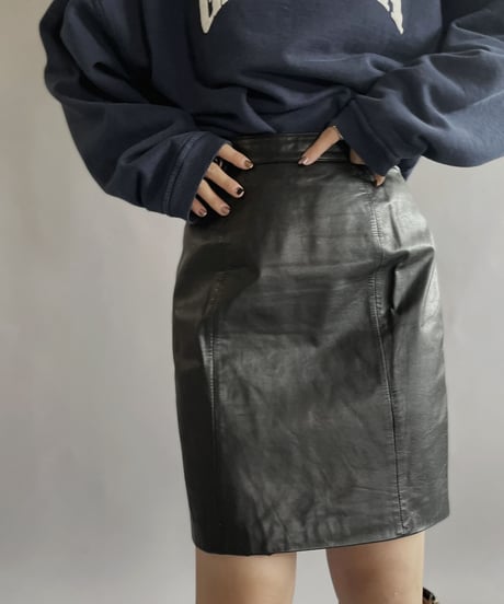 【USED】  Leather Skirt / 220926-011