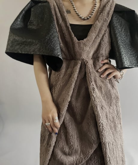 【USED】BRYAN and JOHNNY S/S  Fur Design One-Piece /240414-017