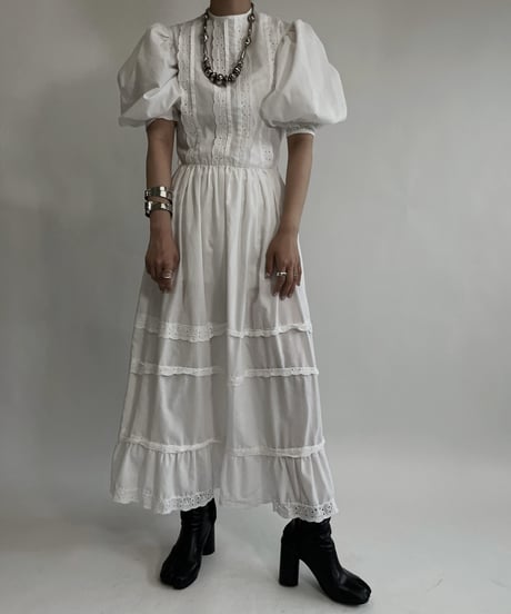 【USED】 White Cotton Sleeved One-piece / 220702-019