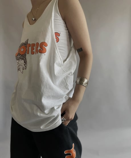 【USED】 HOOTERS Tank Top / 230603-034