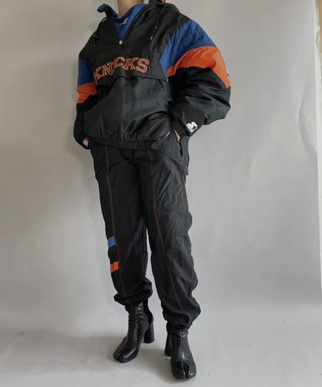 【USED】  Knicks Nylon Jacket / 221119-010