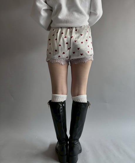 【USED】  Heart pattern shorts / 250927-012