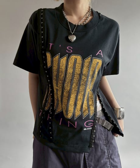 【RE;CIRCLE】 RE Hock Tape T-Shirt  / 250828-010