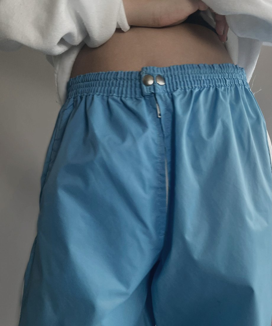 652cf9dea8296c002ccad23b