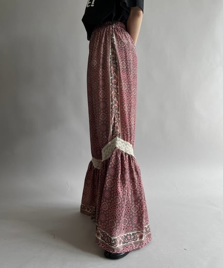 【USED】 Paisley Patterned INDIAN Set Up  /240928-027