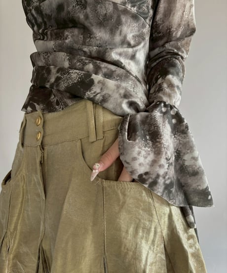 【USED】 Shiny Flared Mini Skirt / 251206-022