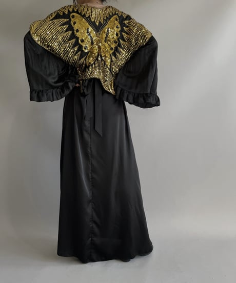 【USED】 Poly Long One-piece Pleats Sleeve / 2301112-003