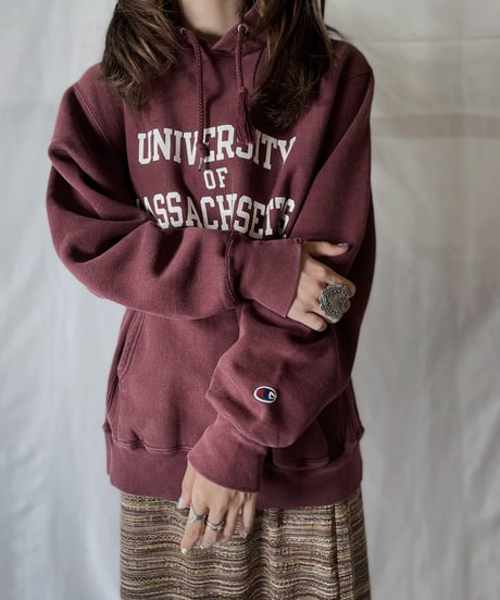 【USED】  Champion Reverse Weave Hoodie MASSACHUSETTS UNI./210902-020