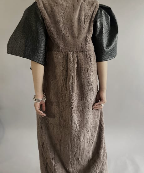 【USED】BRYAN and JOHNNY S/S  Fur Design One-Piece /240414-017