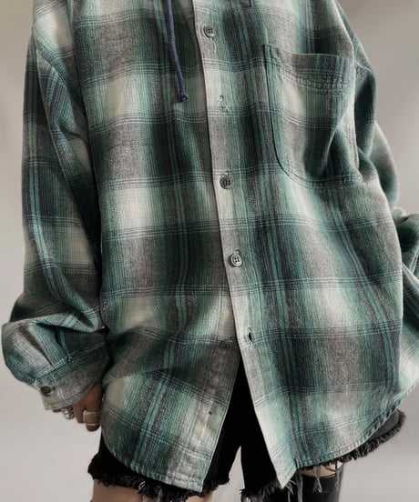 【USED】 Ombre Check Flannel Hoodie Shirt/ 231014-024