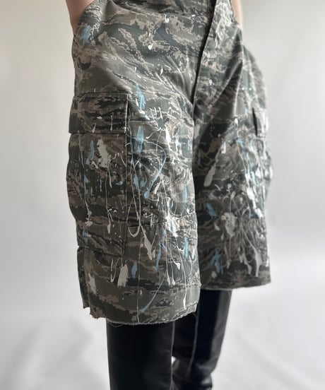 【USED】 Military Camouflage Painted Cut off Shorts  / 250614-023