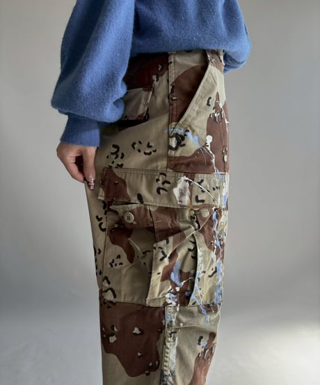 【USED】 Military Camouflage Painted Cut off Shorts / 251108-017