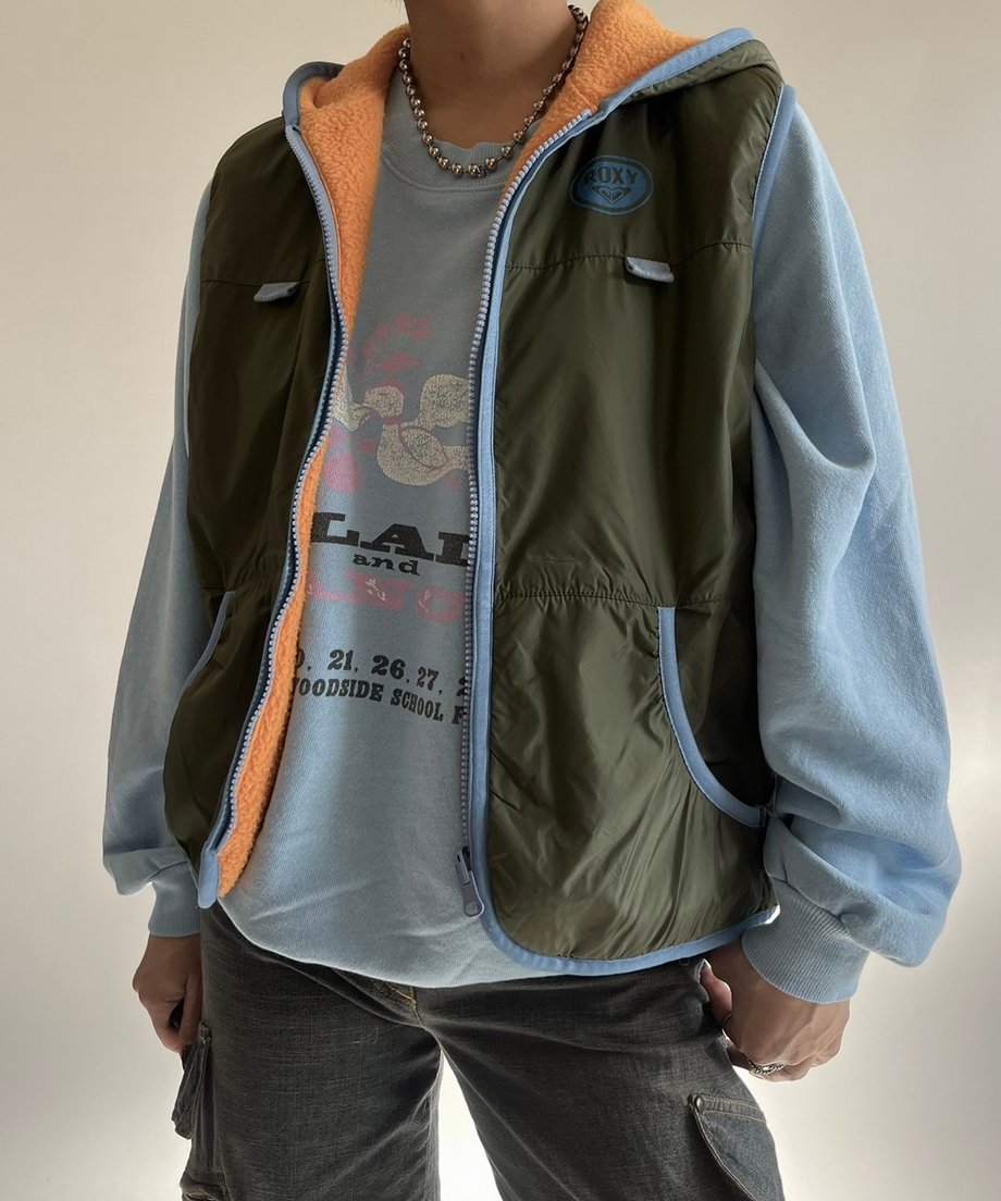 6772083bc823270c07d4420f
