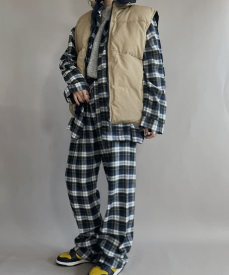 【USED】 Reversible Down Vest Beige ⇄ Navy / 221224-005