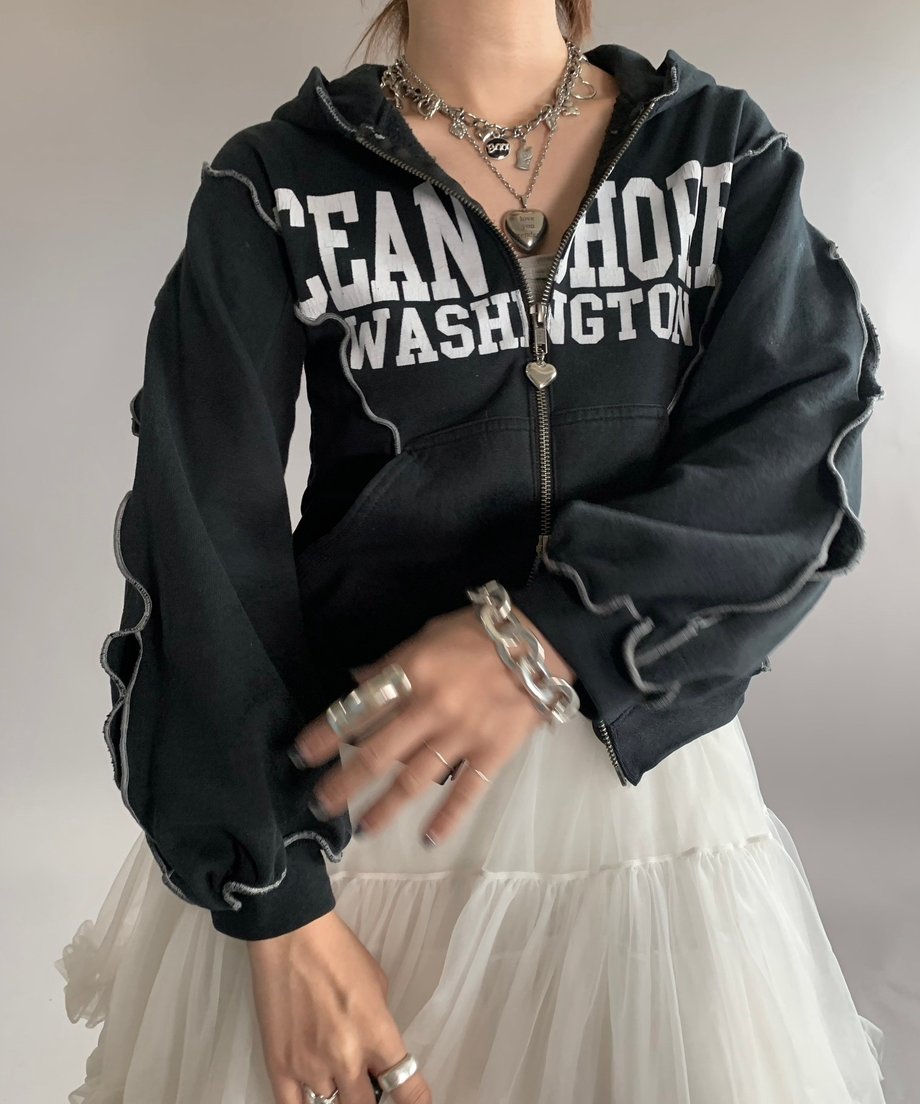 670b5e3bc1e66b19bdcf1db0