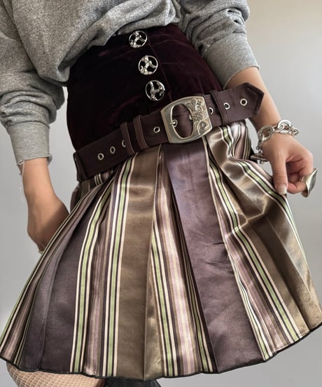 【USED】 CHOPOVA LOWEANA Pleats Skirt/250104-003