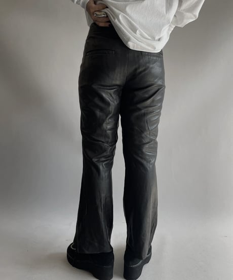 【USED】 vince Fake Leather Flare Pants / 231028-030
