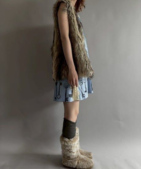 【USED】 FAUX Fur Vest  /251012-017