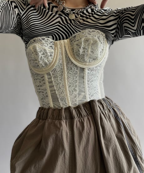 【USED】 Lace Patterned Corset Top /240914-003