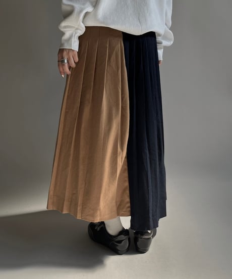 【USED】 Docking Pleats Skirt/250118-016