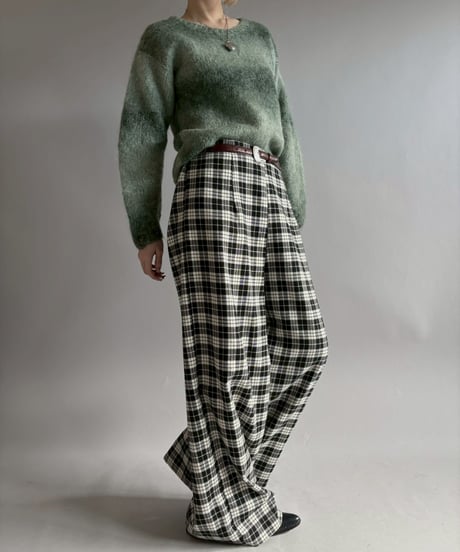 【USED】 Gradient Color Knit / 260117-014